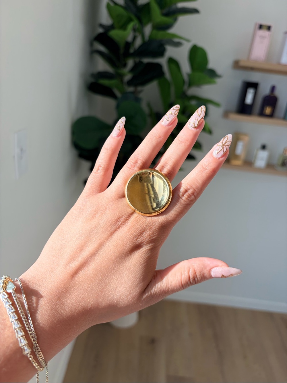 Gold Circle Pressed Ring